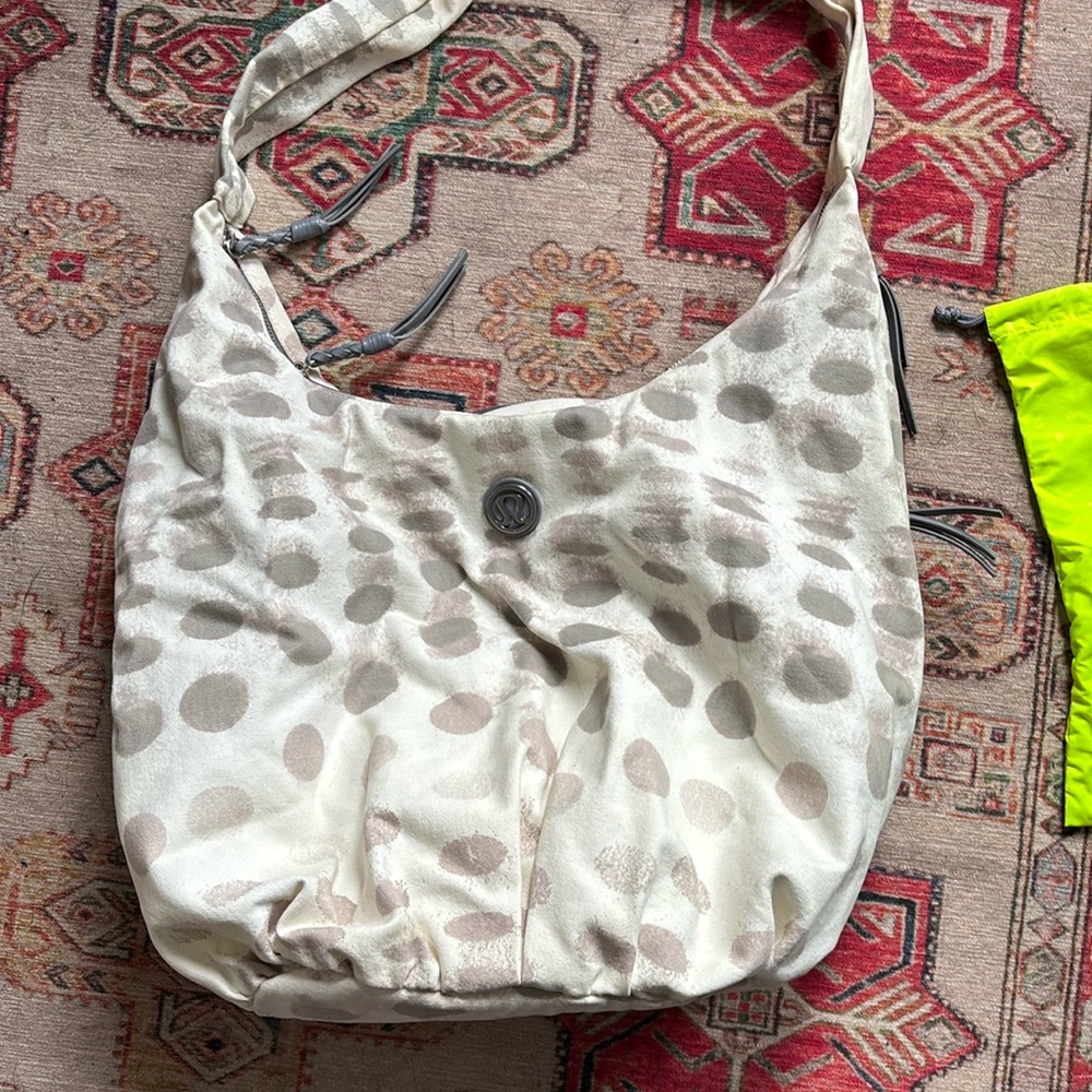 Lululemon Yoga bag